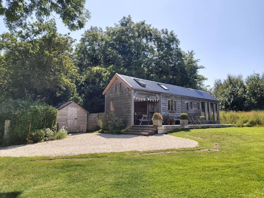 Log Cabin At The Old Summer Dairy Glastonbury Somerton  Bagian luar foto