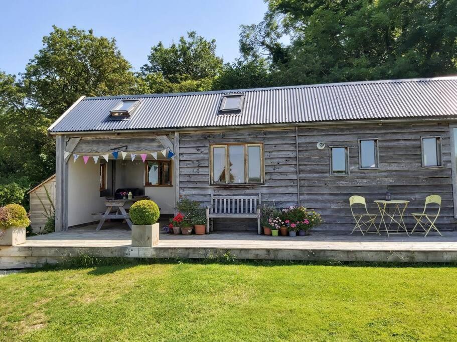 Log Cabin At The Old Summer Dairy Glastonbury Somerton  Bagian luar foto